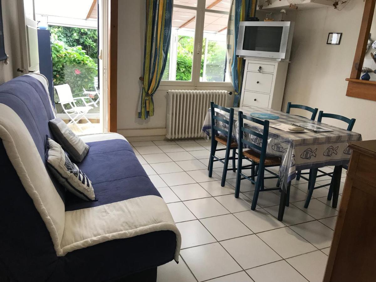 Maison De Vacances Arzael A 200M De La Plage Celebre De Mr Hulot Сен-Назар Екстериор снимка