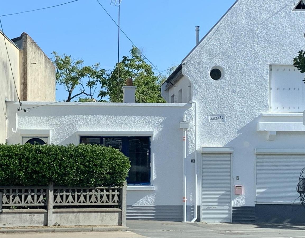 Maison De Vacances Arzael A 200M De La Plage Celebre De Mr Hulot Сен-Назар Екстериор снимка
